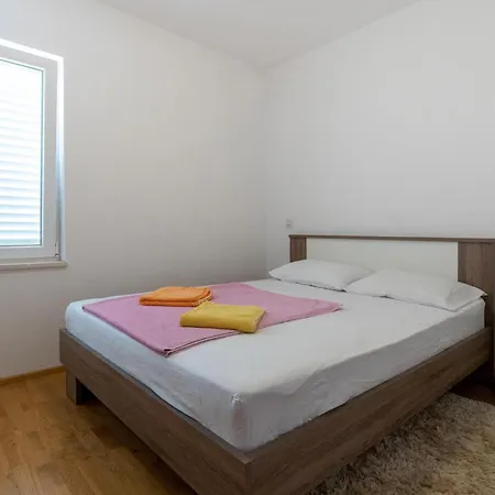 2 Bedroom Awesome In * Klek