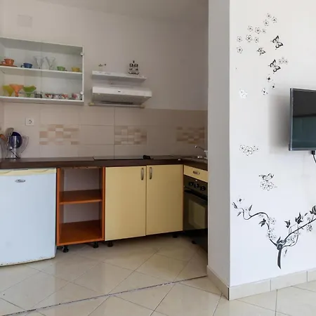 Апартаменты Beautiful In With House Sea View