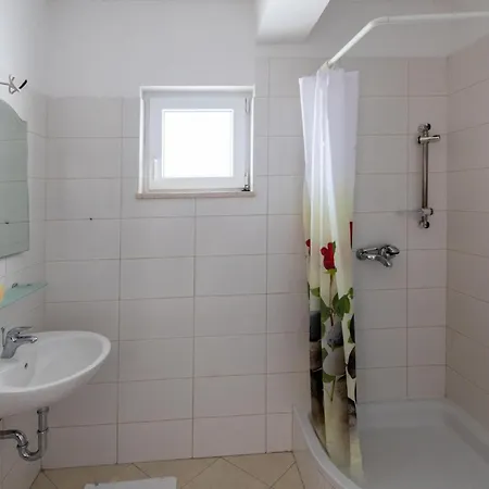 Beautiful In With House Sea View Апартаменты Клек