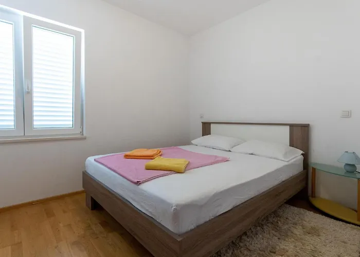 2 Bedroom Awesome In * Klek