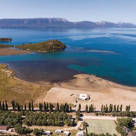 2 Bedroom Awesome In Klek