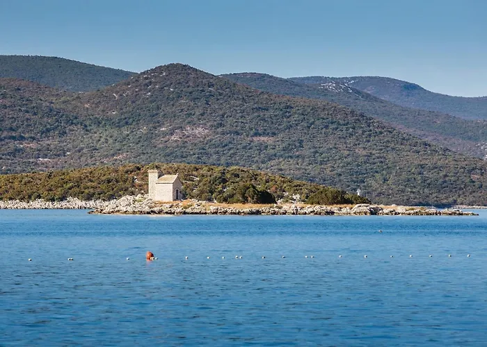 דירה 2 Bedroom Awesome In קלק